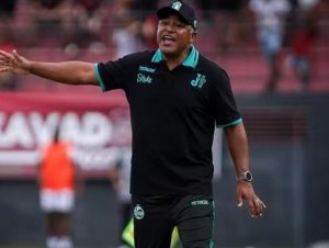Roger Machado lamenta empate de Juventude contra o Vitória: "Brasileirão não perdoa"