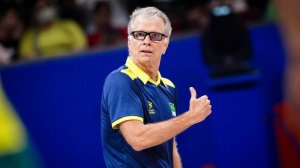 Olimpíadas: Bernardinho define lista da seleção masculina de vôlei para os jogos de 2024