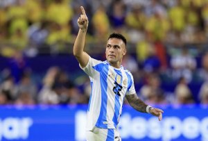 Argentina vence Colômbia na prorrogação e se isola como maior campeã da Copa América