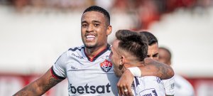 Fora de casa, Vitória derrota o Atlético-GO e acaba com sequência ruim