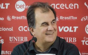 Vitória busca renovar contrato com atacantes até o fim de 2024; saiba quem