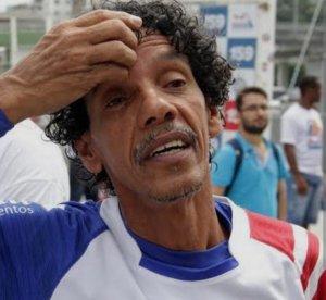 Torcedor símbolo do Bahia atribui resultado ruim nas urnas a derrota do Tricolor para o Flamengo