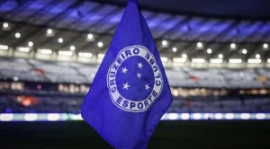 Jogador do Cruzeiro se machuca e vira dúvida para jogo contra o Bahia; confira