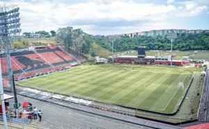 Vitória rescinde contrato com cria da toca; saiba quem