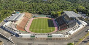 Após críticas, Sudesb suspende uso do gramado do Estádio de Pituaçu; confira nota