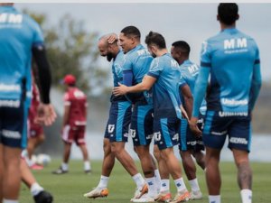 Elenco do Bahia folga neste domingo e volta aos trabalhos na segunda-feira