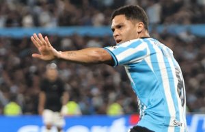 Racing vira contra o Corinthians e fará final da Sul-Americana com o Cruzeiro