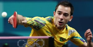 Calderano sobra contra cazaque e avança às quartas de WTT na Alemanha