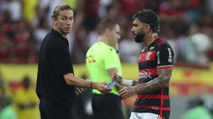 Gabigol teria sido afastado no Flamengo por desrespeitar Filipe Luís: "Tá achando que é Guardiola"