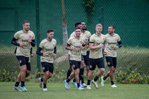 Vitória segue preparação para duelo contra Criciúma