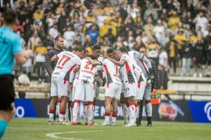 Após jogo duro em Santa Catarina, Vitória vence Criciúma e se distancia do rebaixamento; confira