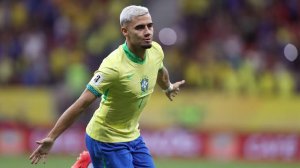 Andreas Pereira é alvo do Palmeiras para 2025 