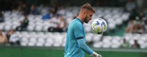 Vitória contrata goleiro Gabriel Vasconcelos por quatro anos