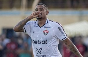 Vitória não fecha acordo com Bragantino e não renova com Alerrandro; confira