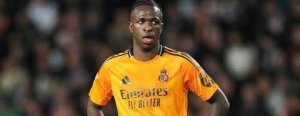 Vinicius Junior recebe suspensão de dois jogos por incidente com goleiro Dimitrievski