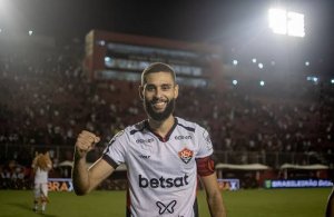 Fábio Mota confirma permanência de Wagner Leonardo no Vitória