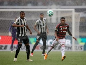 Botafogo x Flamengo na Supercopa é interrompido por causa de fortes chuvas