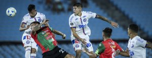 Bahia faz jogo de menos finalizações na temporada contra o Boston River