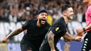 Corinthians aproveita ausência de Neymar, vence o Santos e avança à final do Paulistão 